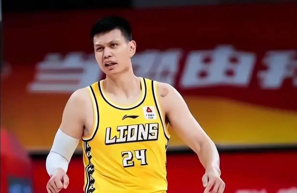 清晨广厦男篮调整名单以备亚冠；伤情更新环节打磨；质疑声仍在；赛程密集仍需轮换的简单介绍-多宝国际