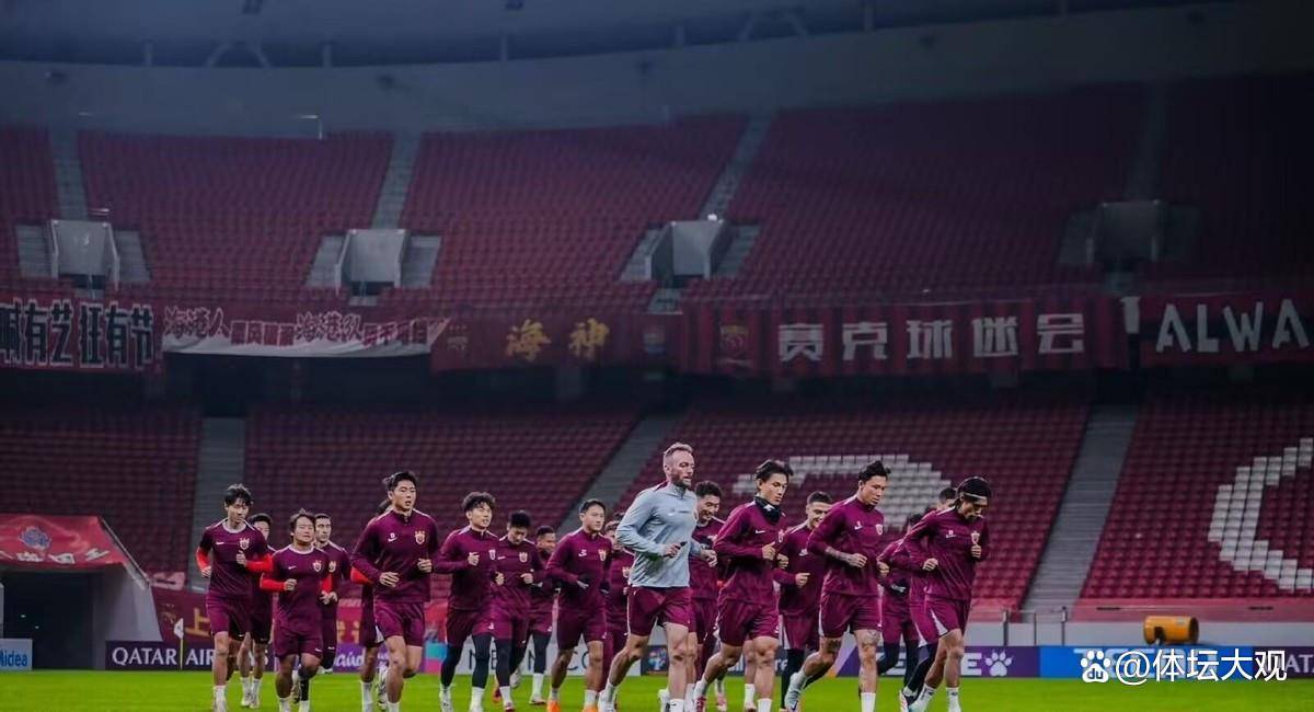 尤文图斯训练开放日，赛后队长鼓劲引欢呼，亚冠在即，球队文化再被提及 -多宝官方网站