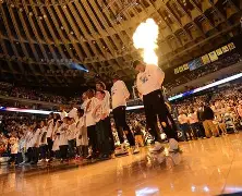 足总杯今晚再迎强敌；金州勇士外线爆发；主帅态度：更衣室稳定；赛程密集仍需轮换的简单介绍-多宝官方网站